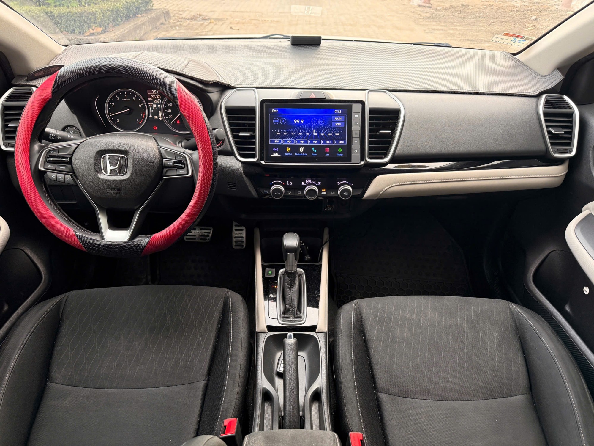 Honda City L màu Trắng Xe đã qua sử dụng tại Honda Quận 2